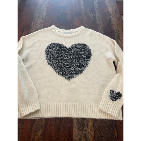 Sundance Heart Sweater with Heart on the Sleeve - Size Large - Picture 1 of 8